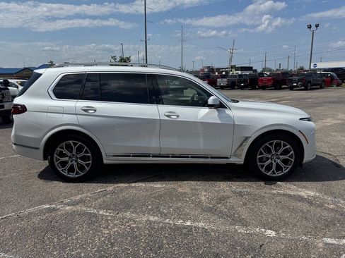 Used 2024 BMW X7 xDrive40i AWD/4WD image 6