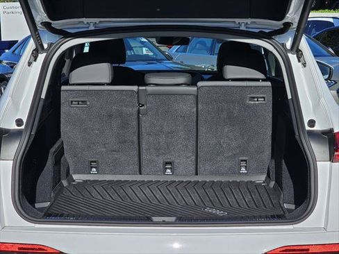 Certified 2025 Audi Q5 Premium w/ Convenience Package AWD/4WD image 7