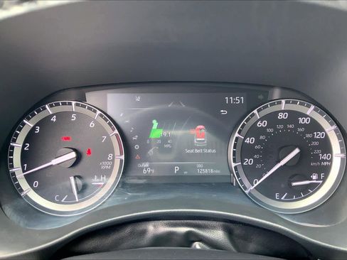 Used 2020 Toyota Highlander Limited AWD/4WD image 26
