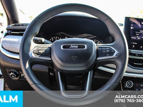 Used 2024 Jeep Compass Latitude AWD/4WD image 20