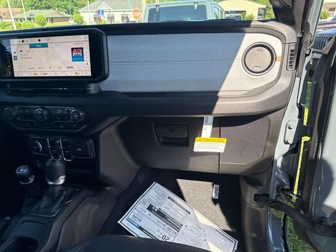 New 2026 Jeep Wrangler Unlimited Sport AWD/4WD image 25