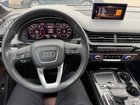 Used 2018 Audi Q7 3.0T Prestige w/ Prestige Package AWD/4WD image 28