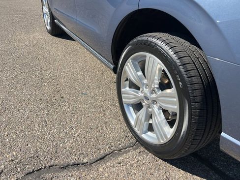 Certified 2022 Ford Expedition Platinum image 29