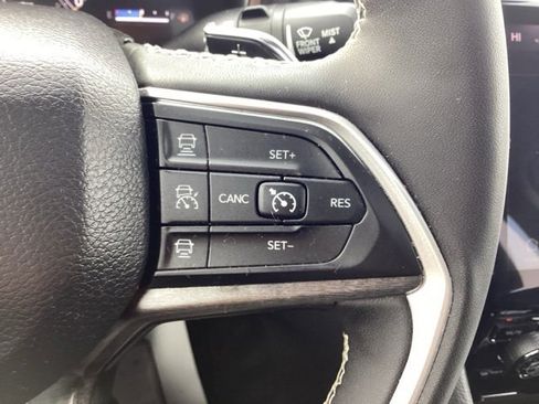 Certified 2023 Jeep Grand Cherokee Limited image 26