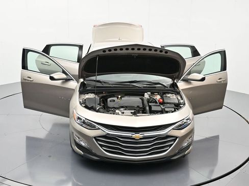 Used 2024 Chevrolet Malibu LT FWD image 43