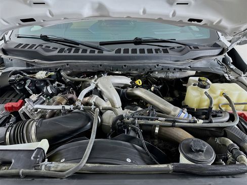 Used 2023 Ford F350 Lariat w/ Lariat Ultimate Package image 31