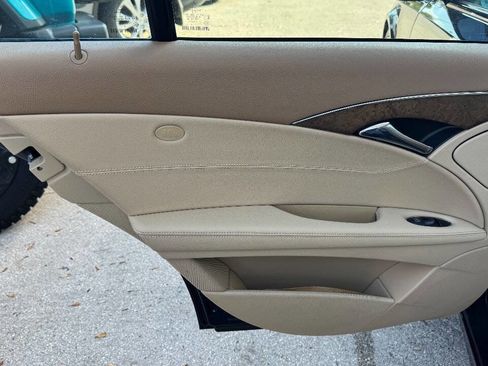 Used 2009 Mercedes-Benz E 350 Sedan w/ Premium 1 Pkg image 16