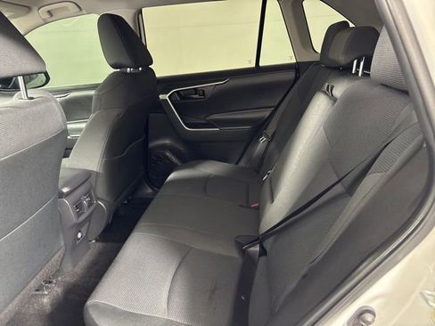 Used 2024 Toyota RAV4 LE AWD/4WD image 18