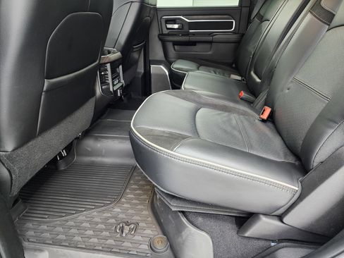 Used 2025 RAM 3500 Laramie image 9