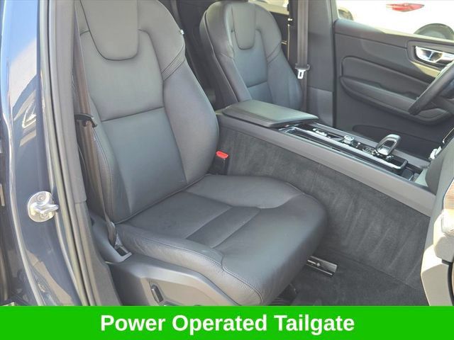 Used 2023 Volvo XC60 B5 Plus w/ Climate Package AWD/4WD image 17