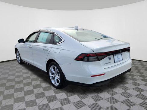 Certified 2025 Honda Accord LX image 3