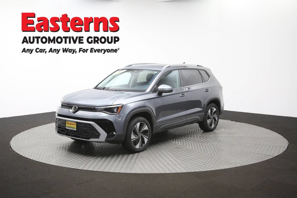 Used 2025 Volkswagen Taos SE AWD/4WD image 55