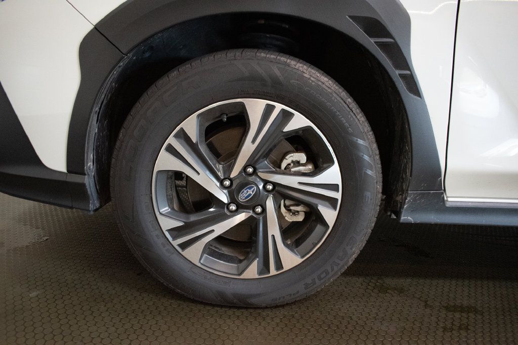 Certified 2024 Subaru Crosstrek 2.0i Premium AWD/4WD image 9