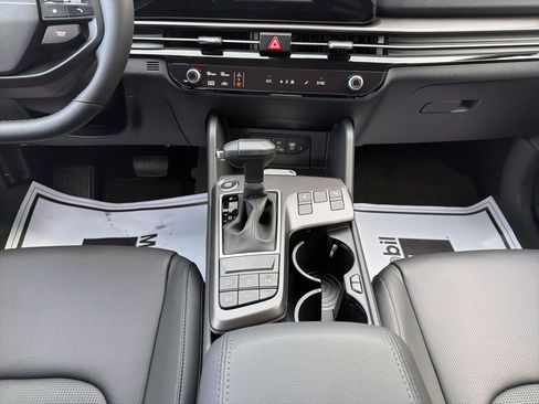 New 2026 Kia Sportage EX image 29