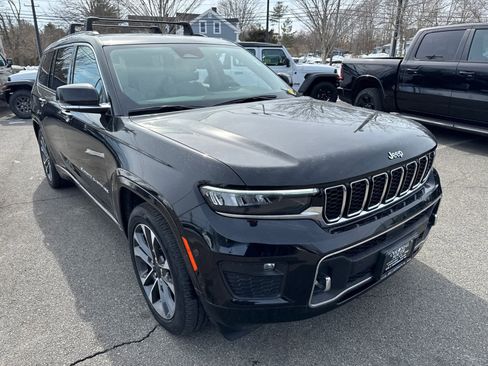 Used 2023 Jeep Grand Cherokee L Overland w/ Luxury Tech Group IV image 8