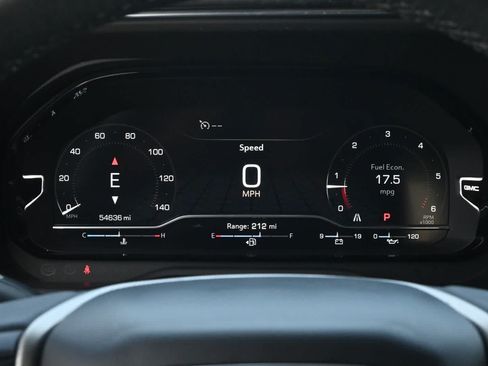 Used 2022 GMC Yukon Denali RWD image 12