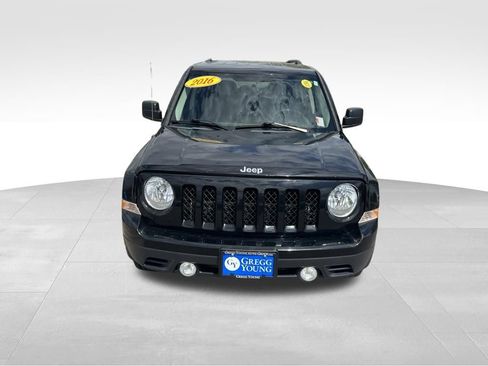 Used 2016 Jeep Patriot Sport w/ Power Value Group FWD image 9