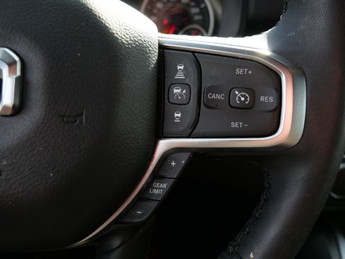 Used 2025 RAM 1500 Big Horn AWD/4WD image 25