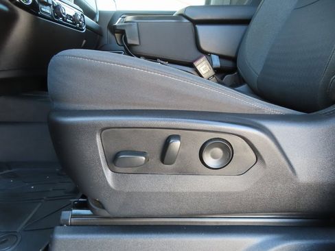 Certified 2022 Chevrolet Silverado 1500 RST w/ Z71 Off-Road Package image 7