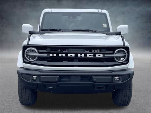 New 2025 Ford Bronco Outer Banks image 27