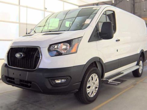 Used 2025 Ford Transit 250 Low Roof w/ Exterior Upgrade Package RWD image 2