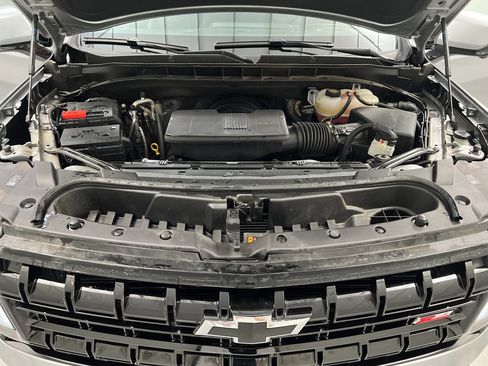 Used 2025 Chevrolet Suburban Z71 AWD/4WD image 78