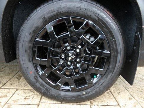 New 2026 Mitsubishi Outlander Trail Edition image 12