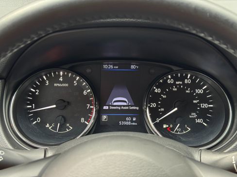 Used 2019 Nissan Rogue SV w/ Premium Package FWD image 19