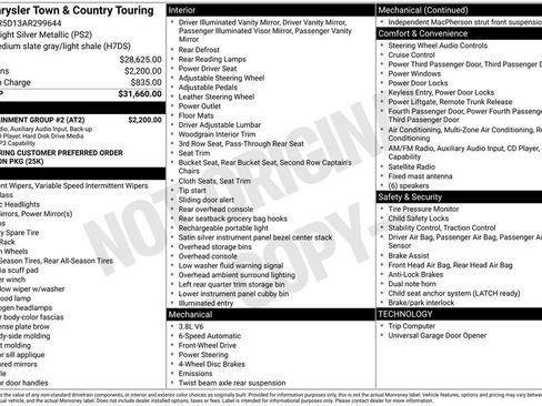 Used 2010 Chrysler Town & Country Touring w/ Entertainment Group #2 FWD image 10