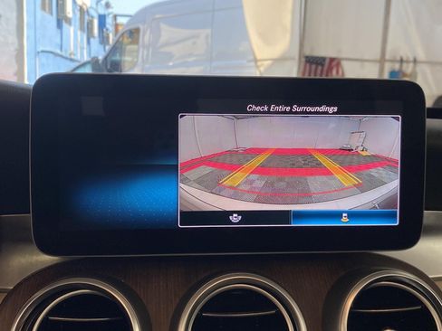 Used 2020 Mercedes-Benz C 300 4MATIC Sedan image 28