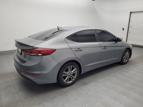 Used 2017 Hyundai Elantra SE FWD image 9