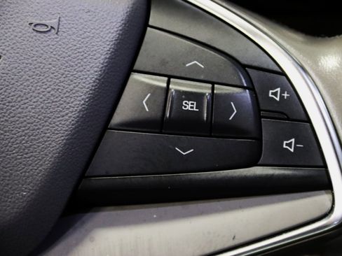 Used 2019 Cadillac XT5 Luxury image 37