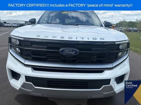 Used 2025 Ford Expedition Max Platinum w/ Driver's Package AWD/4WD image 4