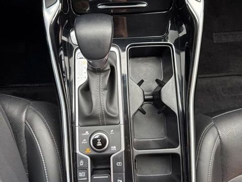 Used 2023 Kia Sorento SX image 30