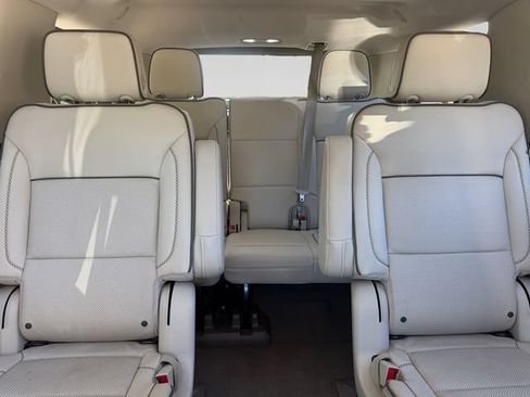 Used 2022 GMC Yukon Denali AWD/4WD image 26