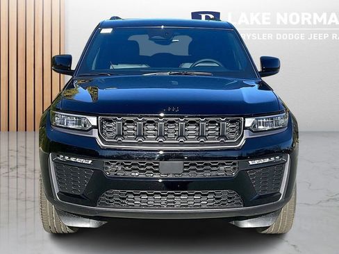 New 2026 Jeep Grand Cherokee Limited w/ Limited Altitude Package RWD image 3
