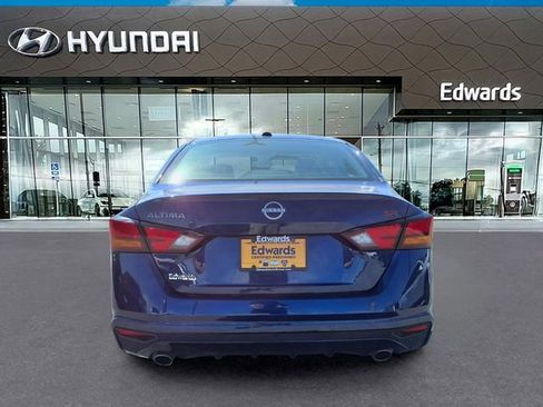 Used 2023 Nissan Altima 2.5 SR FWD image 6