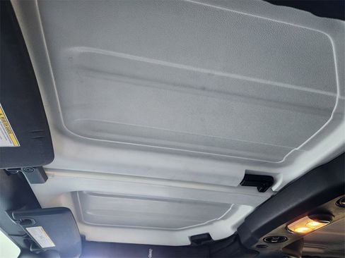 Used 2014 Jeep Wrangler Unlimited Rubicon w/ Connectivity Group image 13