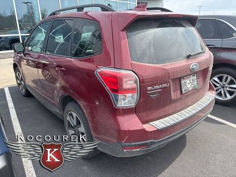 Used 2018 Subaru Forester 2.5i Premium w/ All-Weather Package image 8