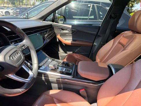 Used 2020 Audi Q7 3.0T Premium Plus w/ Premium Plus Package AWD/4WD image 7