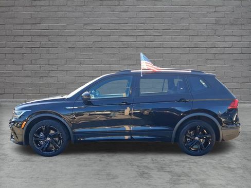 Used 2023 Volkswagen Tiguan SE R-Line FWD image 4