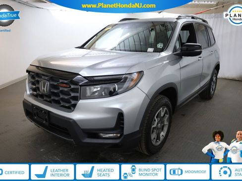 Certified 2023 Honda Passport TrailSport image 1