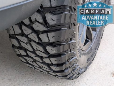 Used 2023 Chevrolet Silverado 1500 LT Trail Boss w/ Convenience Package II AWD/4WD image 5