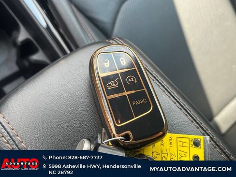 Used 2022 Jeep Compass Limited AWD/4WD image 16