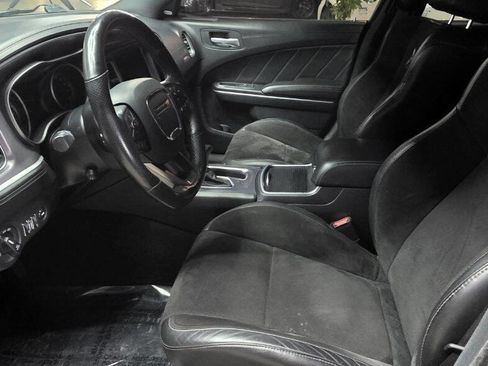 Used 2020 Dodge Charger Scat Pack w/ Dynamics Package image 17
