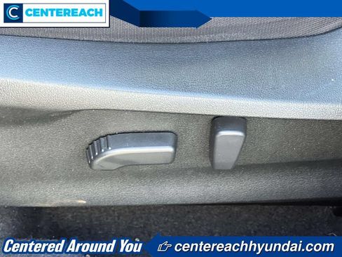 Used 2021 Subaru Crosstrek 2.0i Premium w/ Moonroof Package AWD/4WD image 16