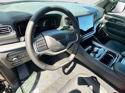 New 2026 Jeep Grand Wagoneer 2WD image 11