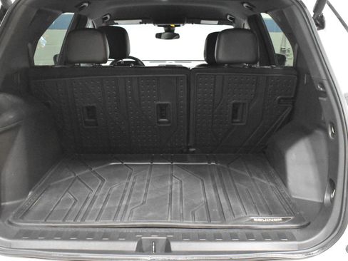 Used 2022 Chevrolet Equinox RS w/ RS Leather Package image 27