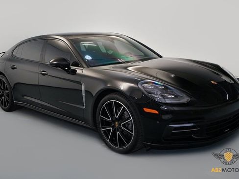 Used 2020 Porsche Panamera 4 Executive image 2
