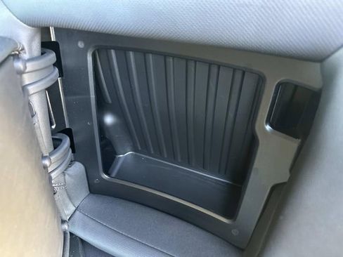 Used 2025 GMC Sierra 1500 SLT image 18